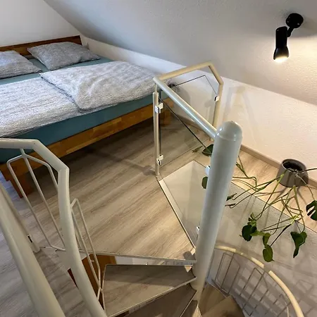 Maisonette-wohnung Am Markt Zentral In Wolkenstein, Fuer 4 Gaeste Apartament *