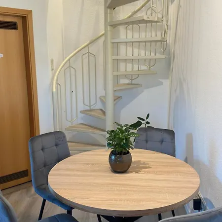 Apartament Maisonette-wohnung Am Markt Zentral In Wolkenstein, Fuer 4 Gaeste